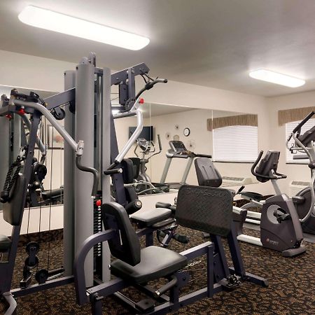 Baymont By Wyndham Glendive Hotel Exterior foto