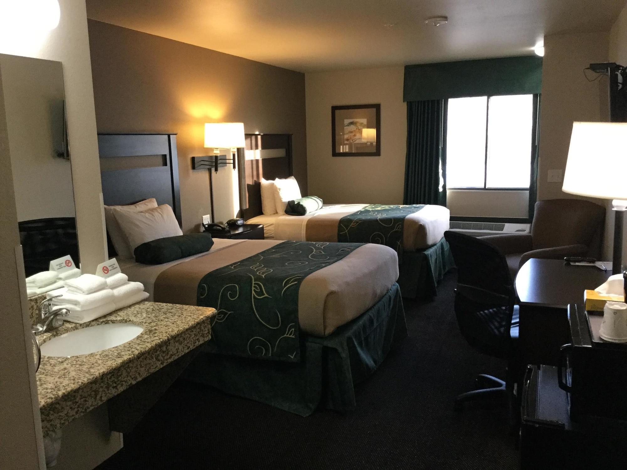 Baymont By Wyndham Glendive Hotel Exterior foto