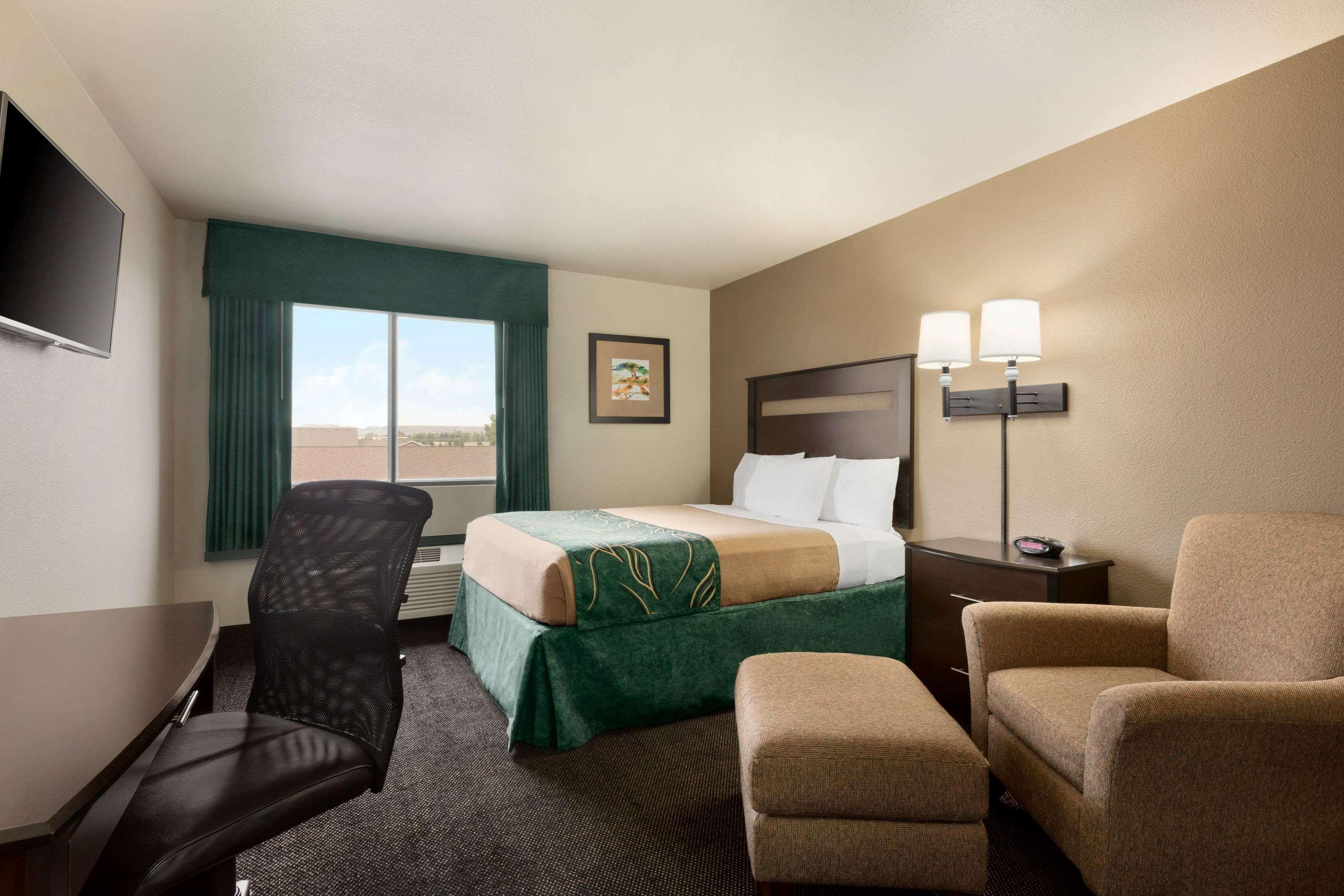 Baymont By Wyndham Glendive Hotel Exterior foto